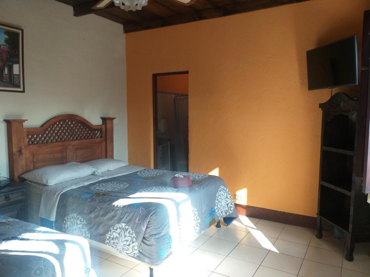 Hospedaje El Viajero Antigua Ngoại thất bức ảnh