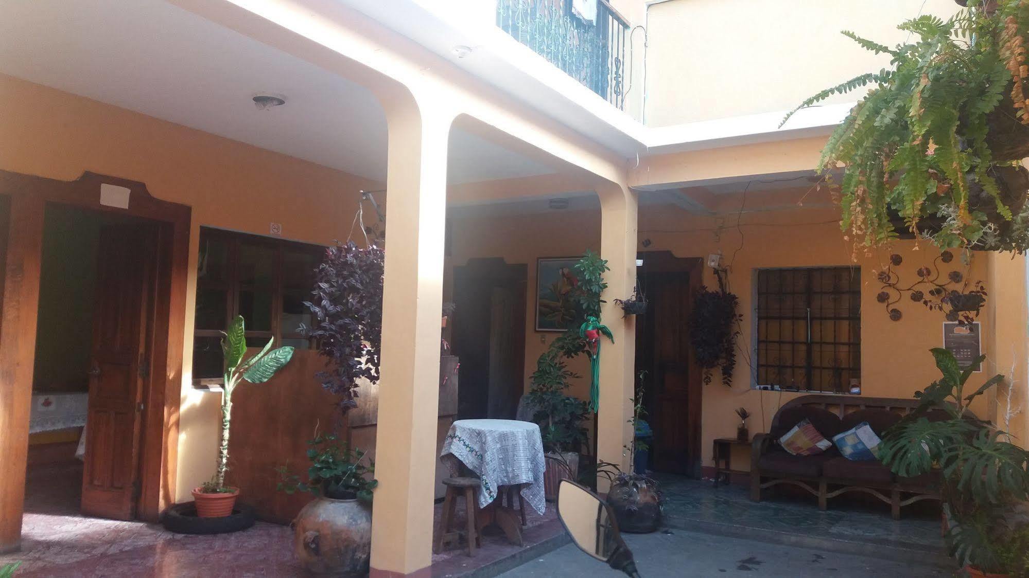 Hospedaje El Viajero Antigua Ngoại thất bức ảnh